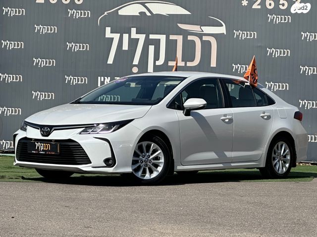 טויוטה קורולה