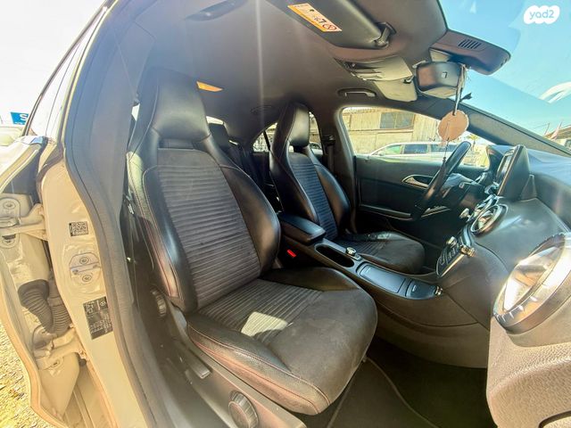 מרצדס-בנץ CLA