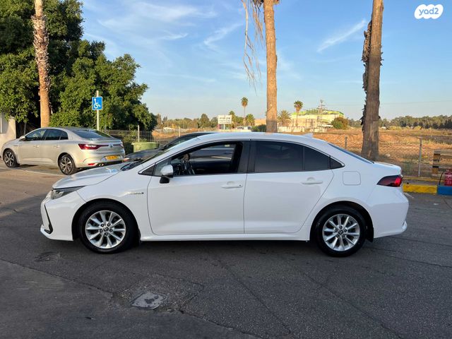מודעת רכב טויוטה קורולה
