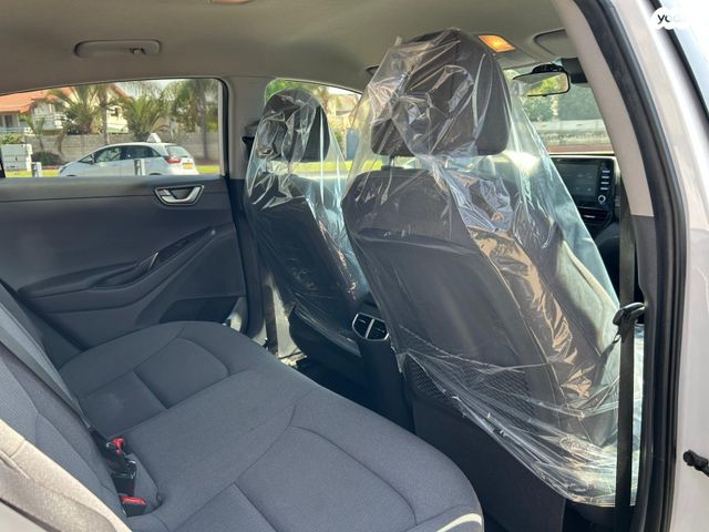 יונדאי איוניק