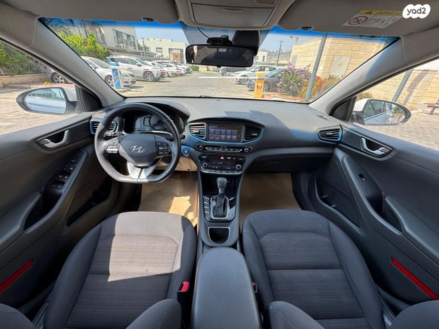 יונדאי איוניק