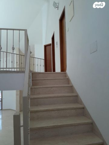 בית פרטי/ קוטג', משעול הסנונית 1, בנה ביתך, מנחמיה