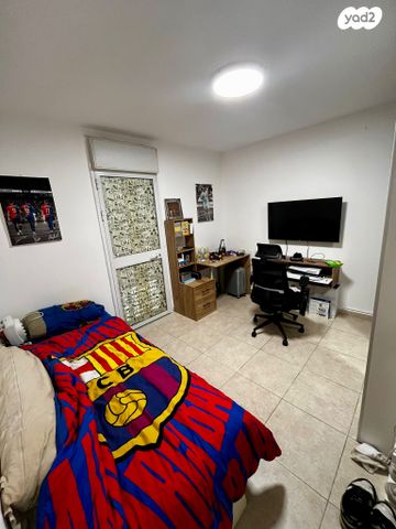 בית פרטי/ קוטג', משעול יקינטון 4, קרית יערים, גבעת זאב