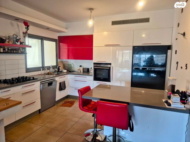 דירה, אבנר בן נר 16, סביוני נצר סירני, נס ציונה