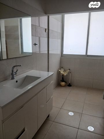 דירה, מסריק 10, רוטשילד עצמאות, בת ים