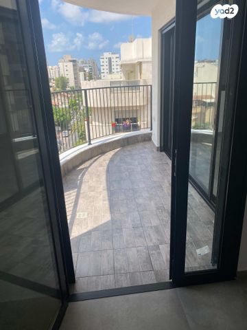 דירה, החי"ל 35, נגבה, רמת גן