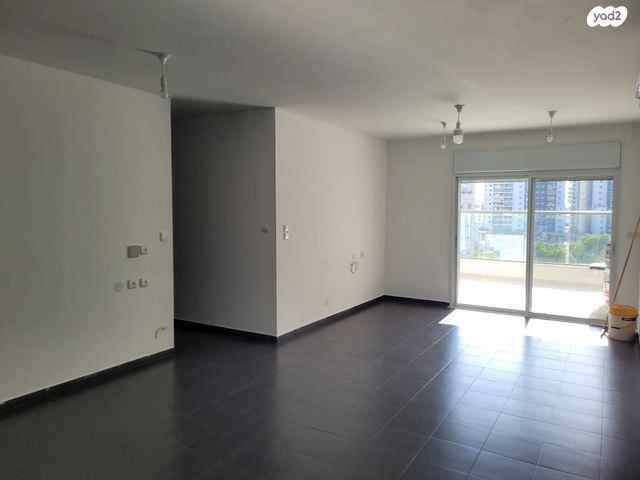 דירה, אהרון בוגנים 4, נאות שמיר, רמלה