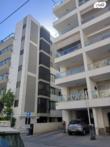 דירה, מסריק 10, רוטשילד עצמאות, בת ים