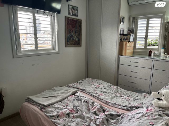 דירה, טשרניחובסקי 1, לב העיר, בת ים