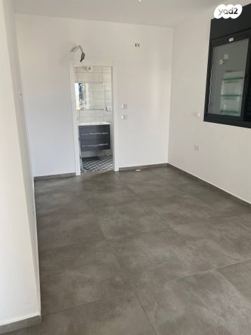 דירה, החי"ל 35, נגבה, רמת גן