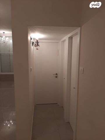 דירה, החשמונאים 65, לב העיר, בת ים