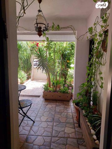 דירת גן, יקינטון 1, הר יונה, נצרת עילית / נוף הגליל