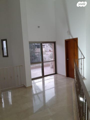 בית פרטי/ קוטג', משעול הסנונית 1, בנה ביתך, מנחמיה