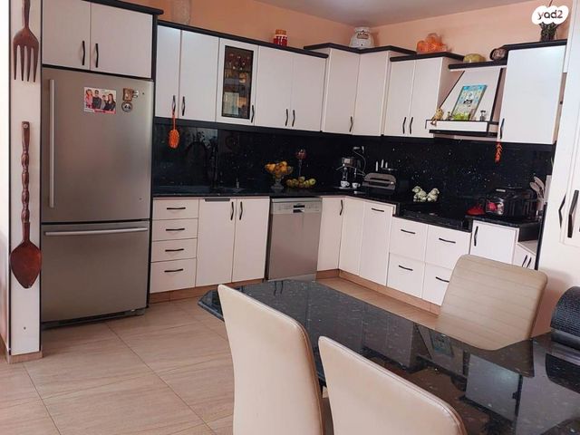 דירת גן, יקינטון 1, הר יונה, נצרת עילית / נוף הגליל