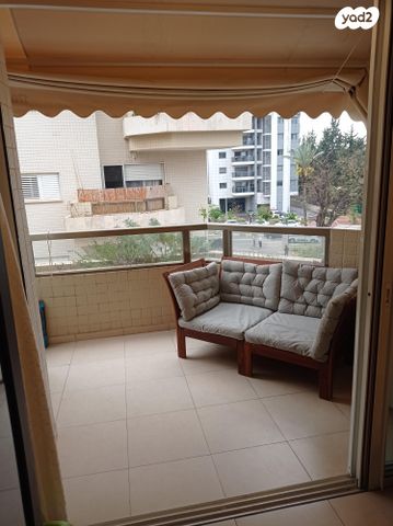 דירה, רעות 27, מגדיאל, הוד השרון