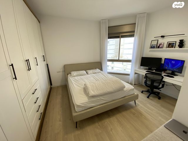 דירה, שמעון בן צבי 38, שטח 9, גבעתיים