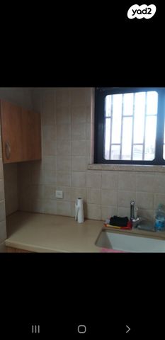 בית פרטי/ קוטג', צבי ש"ץ 57, גרין ועם, חולון