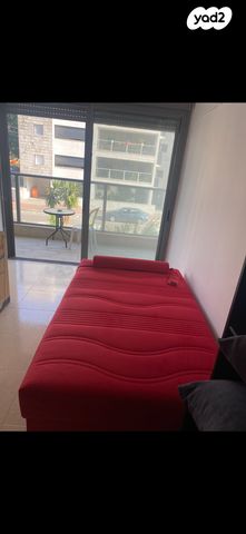 רחבעם זאבי 34