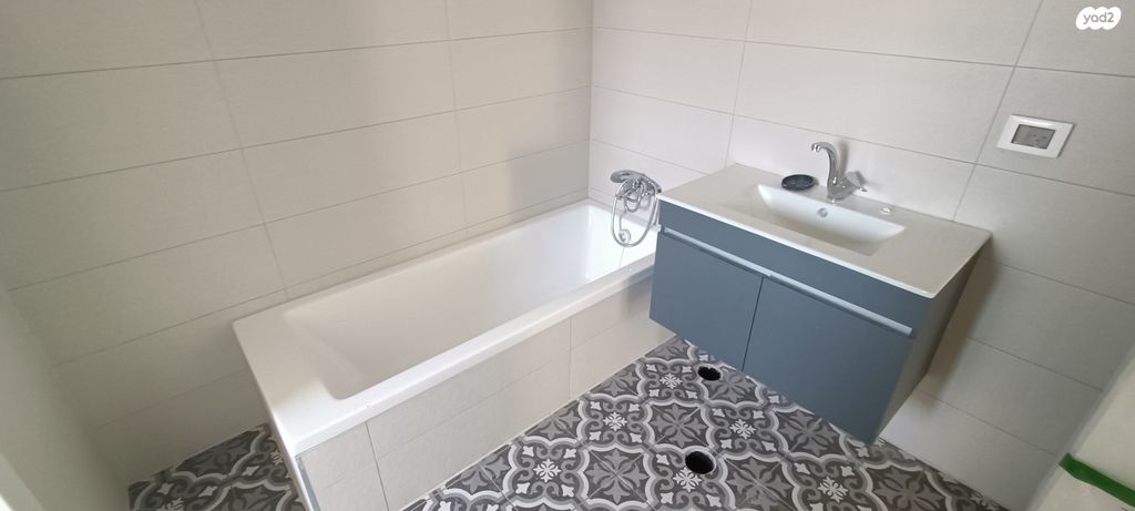 גג/ פנטהאוז, יצחק ארנסט נבנצל 1, מורדות ארנונה, ירושלים