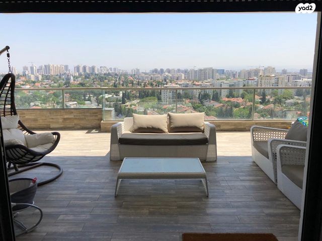 חיים בר לב 19