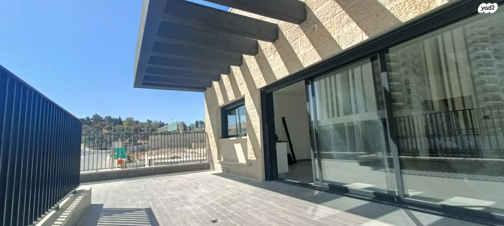 גג/ פנטהאוז, יצחק ארנסט נבנצל 1, מורדות ארנונה, ירושלים