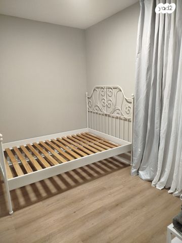 יחידת דיור, פלח הרימון 214, גבעת יערים