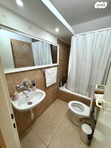 דירה, שדרות שז"ר 11, שכונה ג', באר שבע