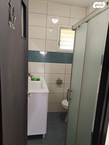 יחידת דיור, אירוס 12, שכונת הורדים, קרית שמונה