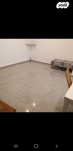 בית פרטי/ קוטג', צבי ש"ץ 57, גרין ועם, חולון