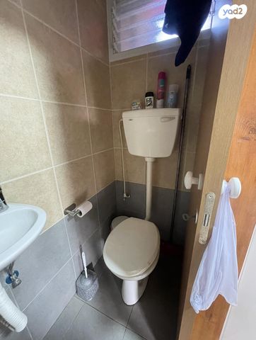 יחידת דיור, שדרות מנחם בגין 49, בית דגן, בית דגן