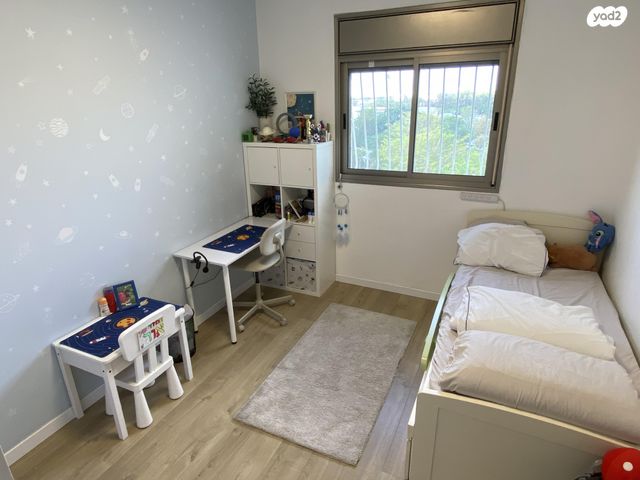 דירה, שמעון בן צבי 38, שטח 9, גבעתיים