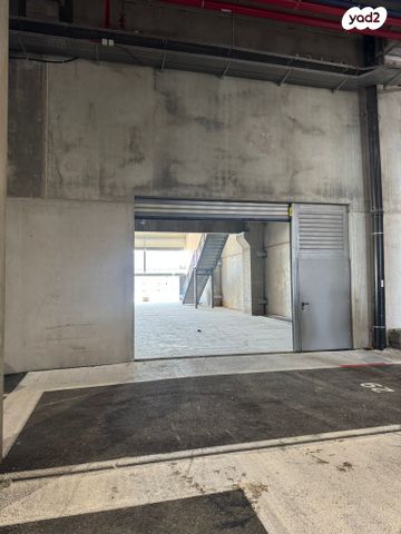 חנויות/ שטח מסחרי, הבורסקאי 1, פארק עסקים ירקון / אזור תעשיה סגולה, פתח תקווה