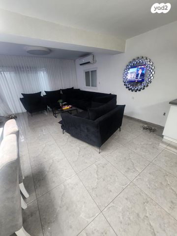 דירה, נווה יוני נתניהו, עכו