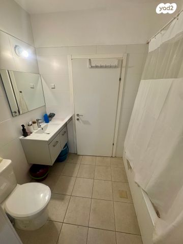 דירה, אלמוג, גלי כרמל, טירת כרמל