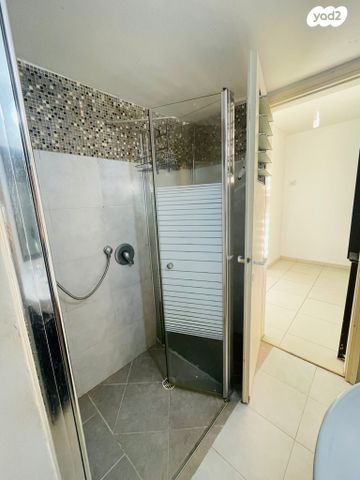 דירה, נווה אליעזר וכפר שלם מזרח, תל אביב יפו