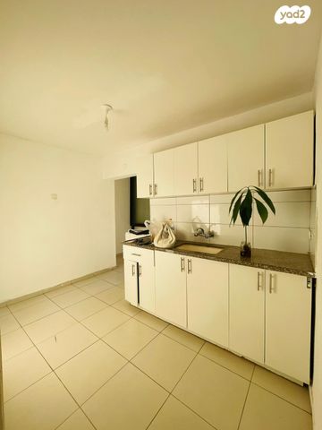 דירה, הרצפלד 10, ניר אביב, תל אביב יפו