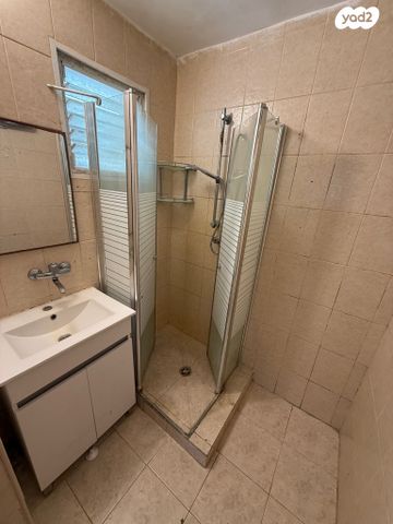 דירה, שדרות משה שרת 81, קרית ים ב', קרית ים