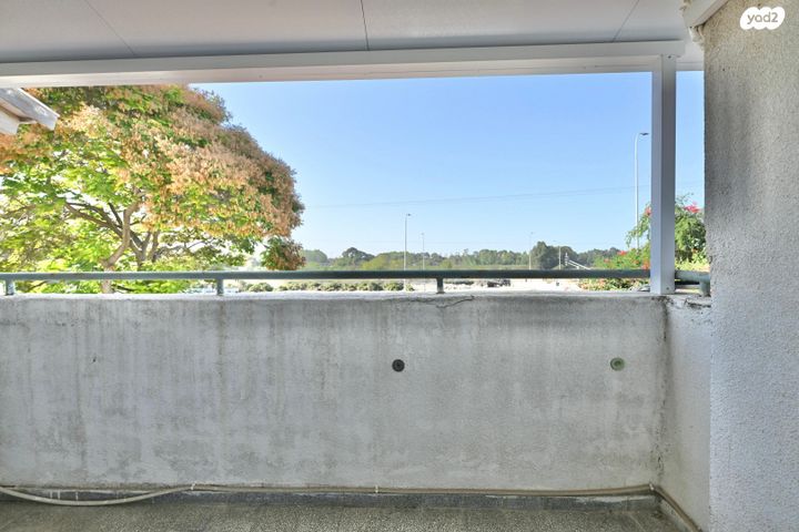 דירה, אבן גבירול, רחובות