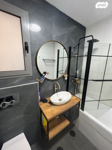 דירת גן, שלום דנינו, נתיבות מערב, נתיבות