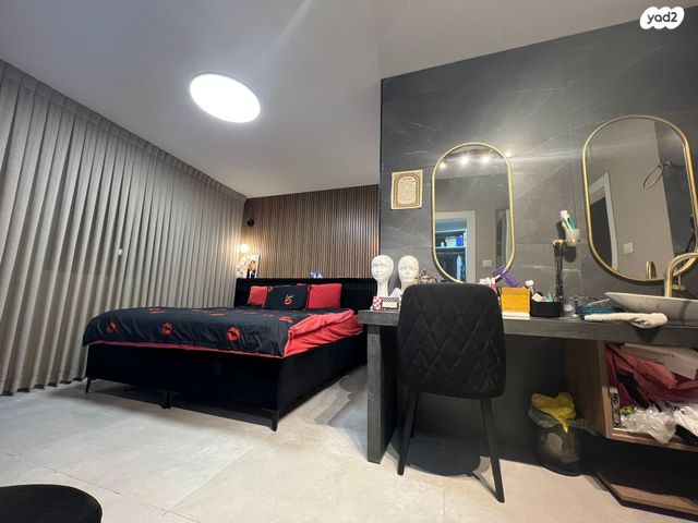 דירת גן, שלום דנינו, נתיבות מערב, נתיבות