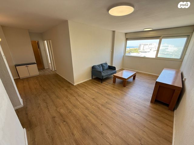 שדרות משה שרת 81