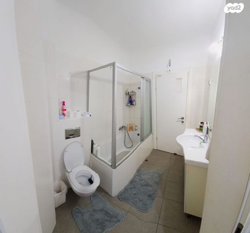 דירה, אוסקר שינדלר, רמות הרכס, באר שבע