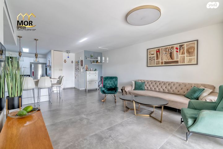 נווה אילן - אזרחי