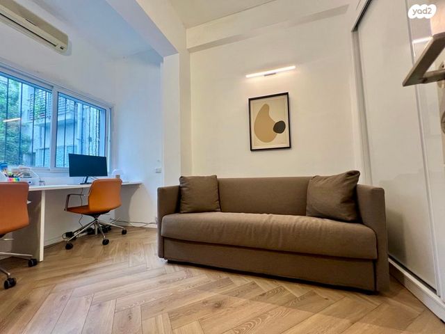 דירה, אמיל זולא, תל אביב יפו