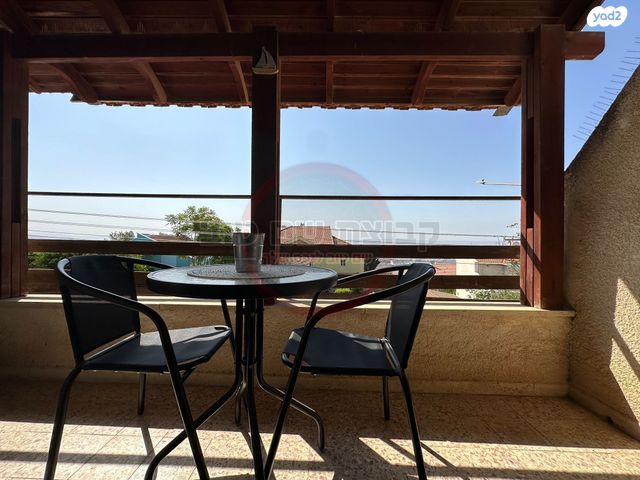 דירה, יגאל כהן, גבעת המורה, עפולה