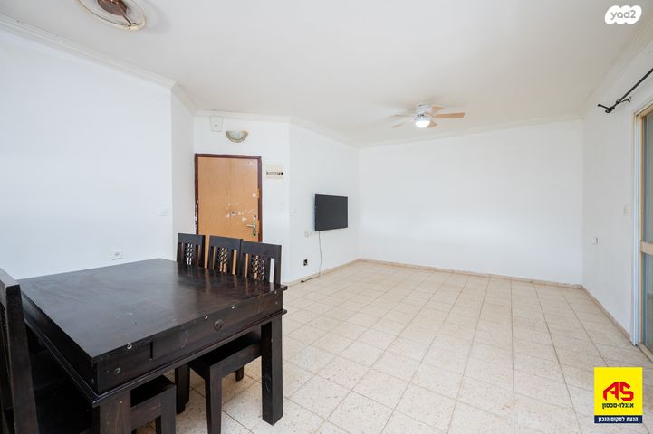 דירה, הדקלים, מרכז פרדס חנה, פרדס חנה כרכור