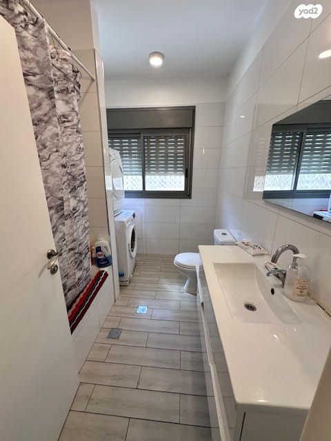 דירה, העצמאות, קרית אתא