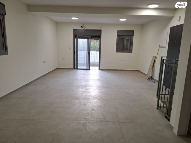 דירת גן, קטמונים, ירושלים