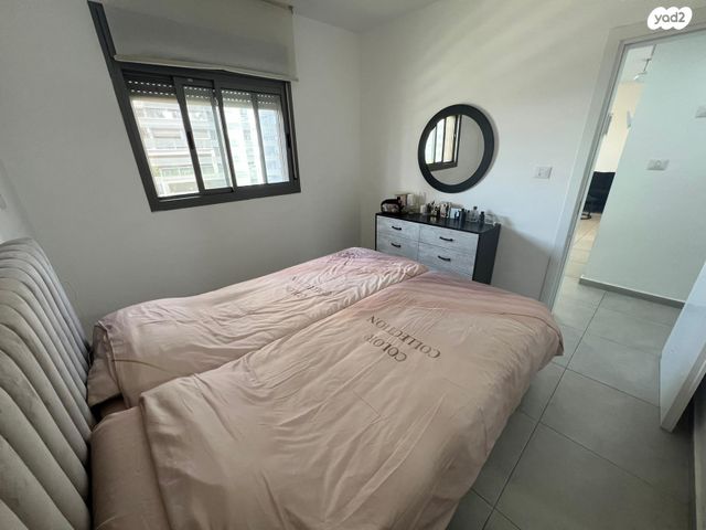 דירה, קטיף, נתיבות מערב, נתיבות