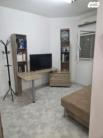 דירה, ברנהרד והרמן צונדק 38, רמות, באר שבע